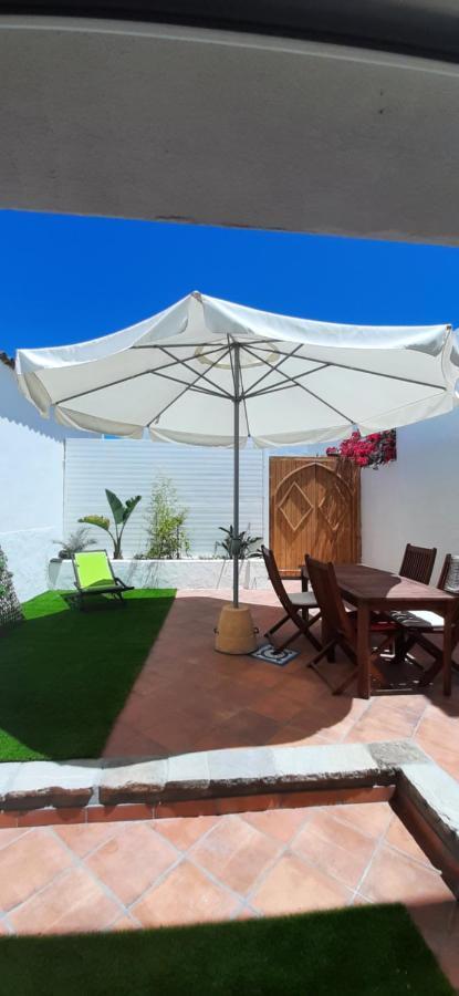 La Buganvilla Facinas Exteriér fotografie